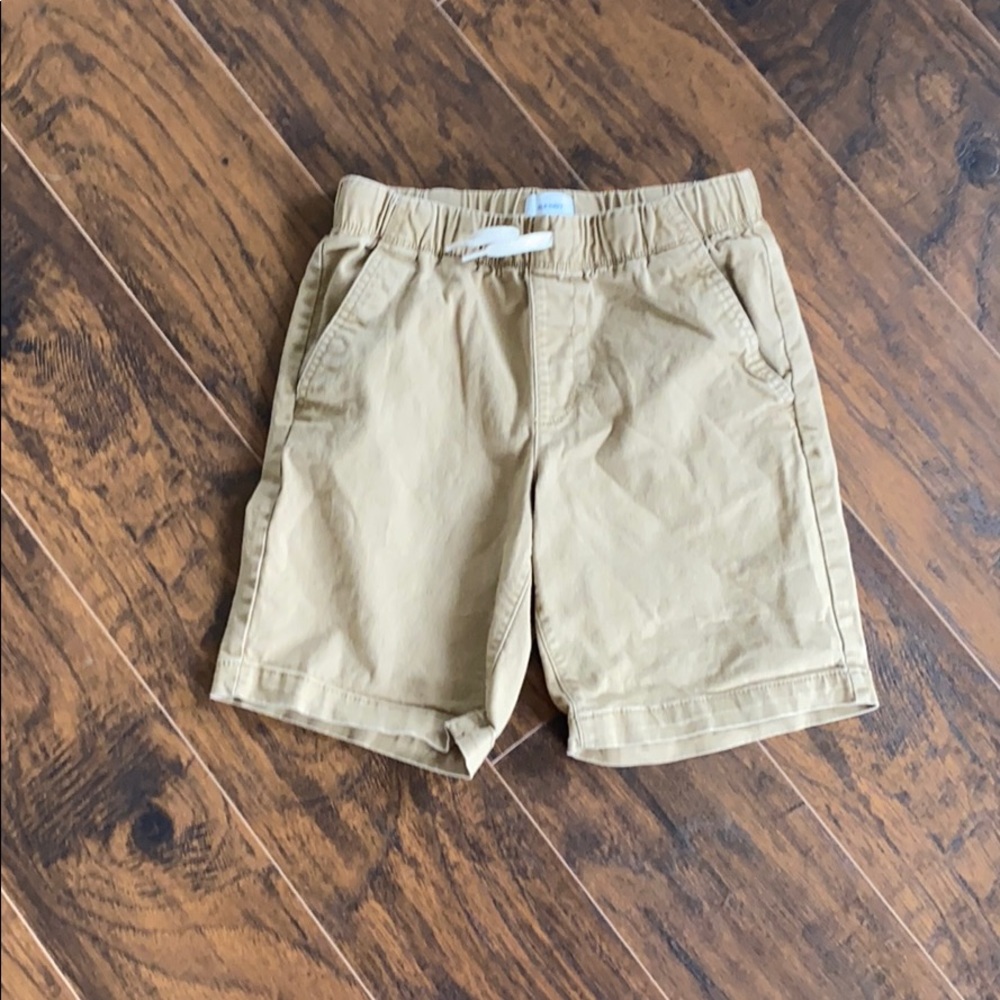 Boys khaki shorts